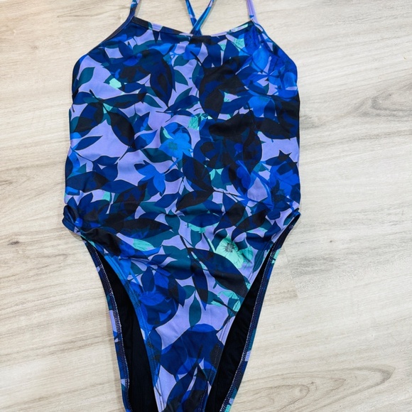 Jolyn - Jackson Tie-Back Training Suit, Viola Print, Size 34, Good Condition! - Picture 3 of 7